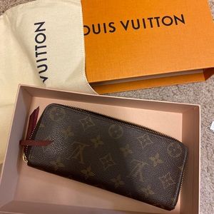 Luis Vuitton Wallet